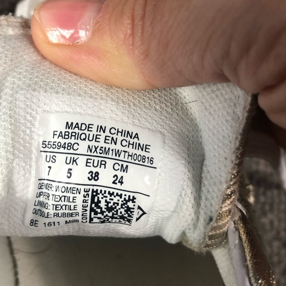 Converse Sneakers Womens Size 7 Metallic Breakpoint Shoes Gold Star - Picture 6 of 10